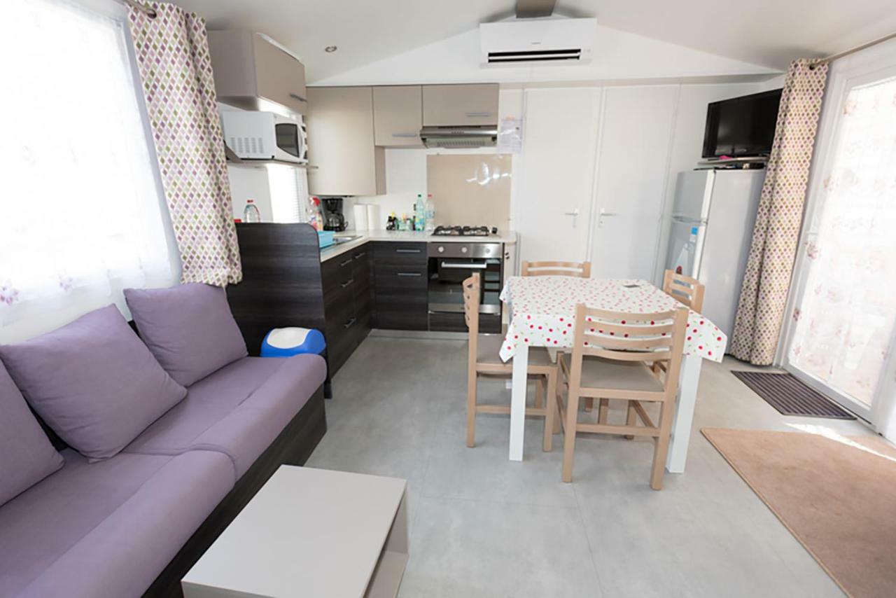 Gh Vacances La Reserve Gastes Zewnętrze zdjęcie